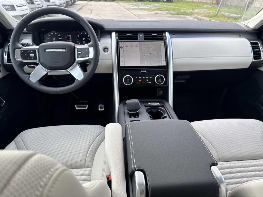 new 2026 Land Rover Discovery car, priced at $74,176
