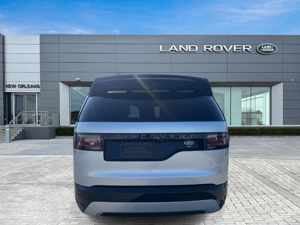 used 2022 Land Rover Discovery car, priced at $34,990
