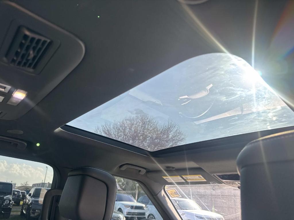 used 2022 Land Rover Discovery car, priced at $34,990