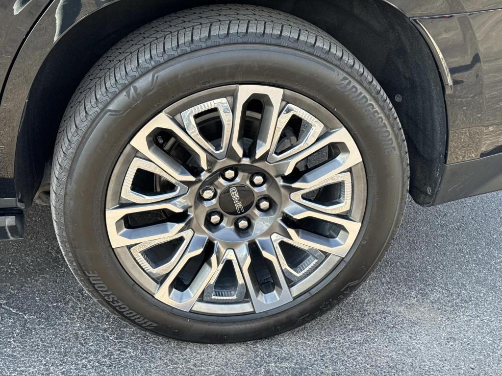 used 2023 GMC Yukon car, priced at $64,790