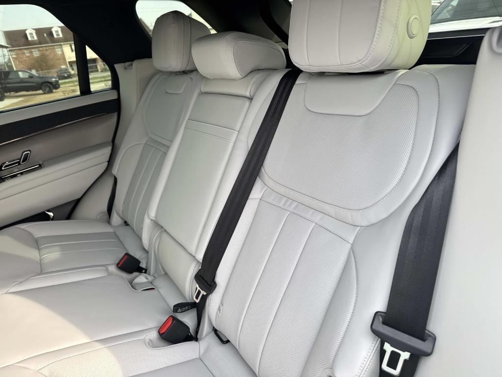 new 2026 Land Rover Range Rover Sport car