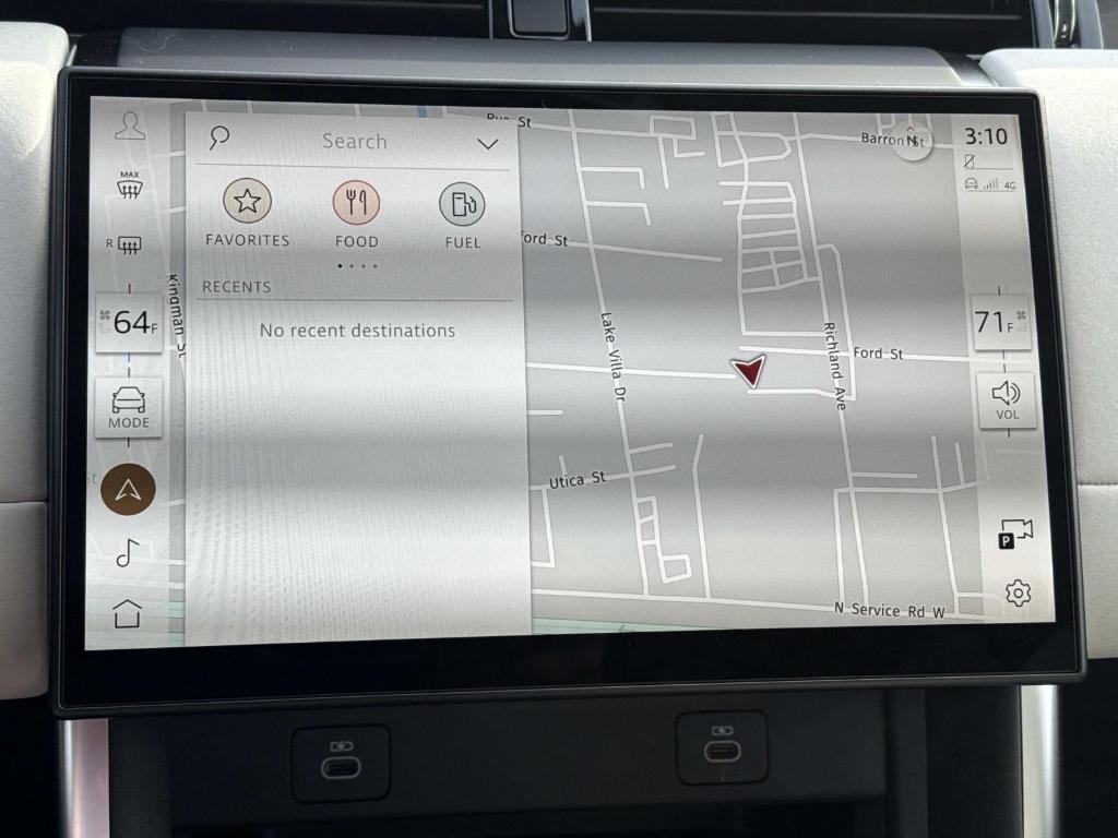 new 2025 Land Rover Discovery Sport car, priced at $59,168