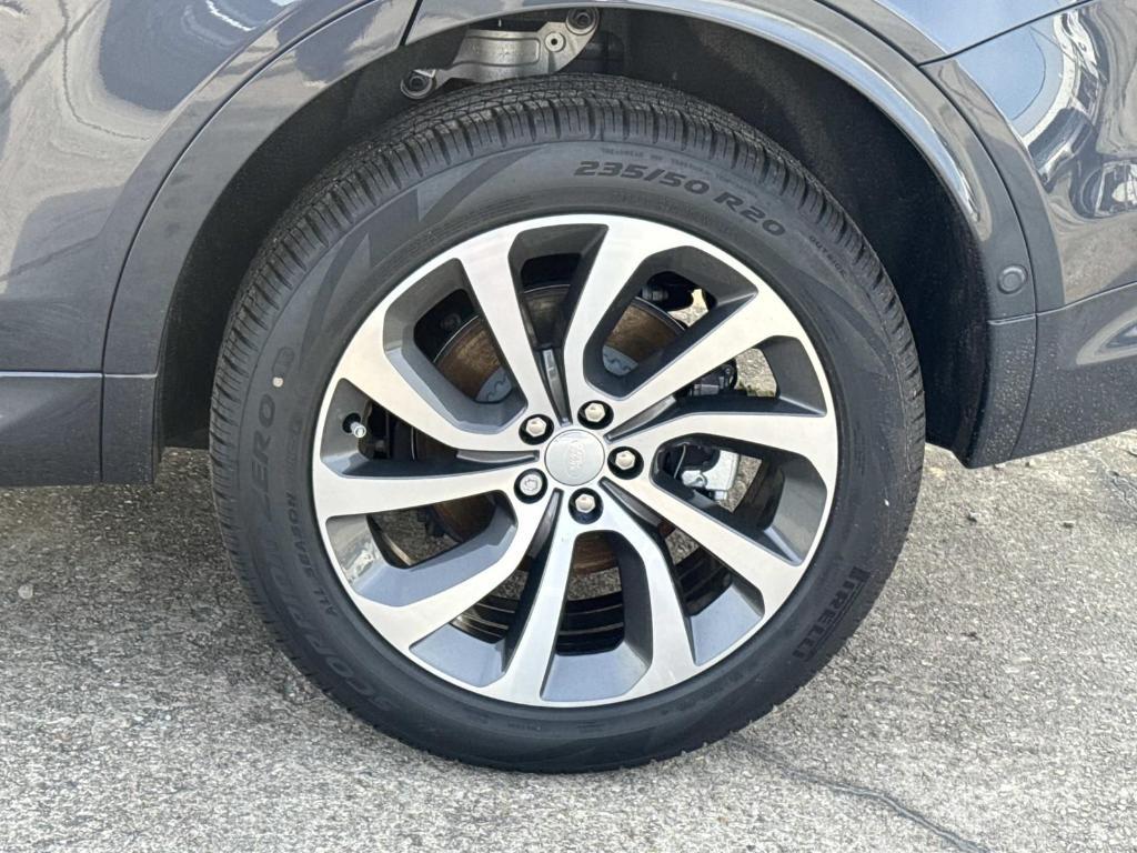 new 2025 Land Rover Discovery Sport car, priced at $59,168