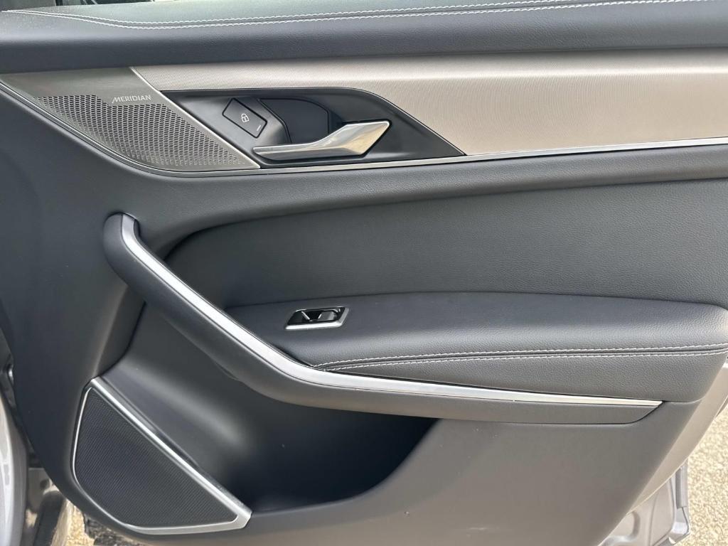 used 2025 Jaguar F-PACE car, priced at $48,776