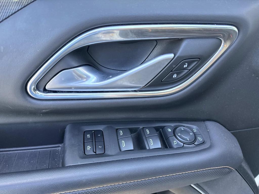 used 2022 GMC Yukon car, priced at $46,890