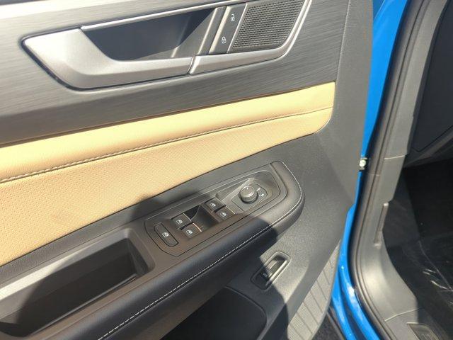 new 2026 Volkswagen Atlas Cross Sport car, priced at $43,178