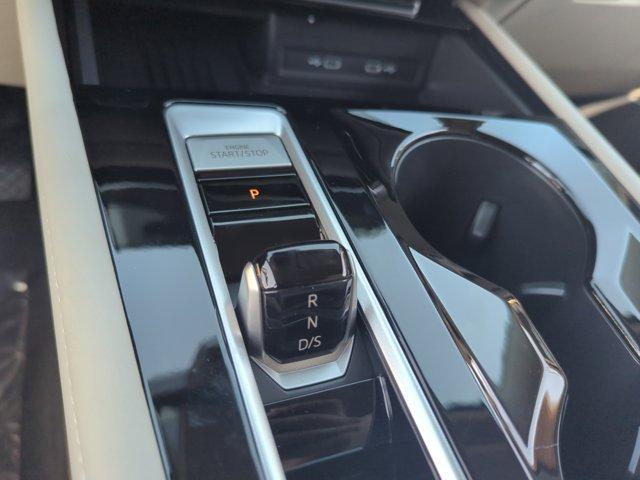 new 2026 Volkswagen Atlas car, priced at $40,718