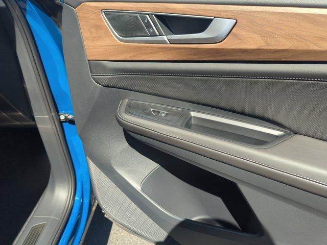 new 2026 Volkswagen Atlas car, priced at $43,013