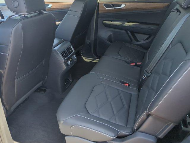 new 2026 Volkswagen Atlas car, priced at $43,013