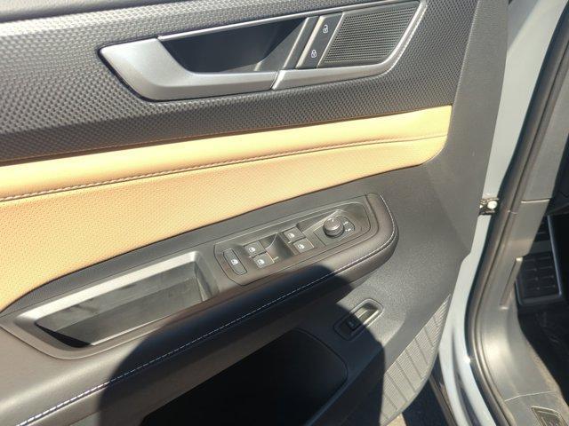 new 2026 Volkswagen Atlas Cross Sport car, priced at $48,561