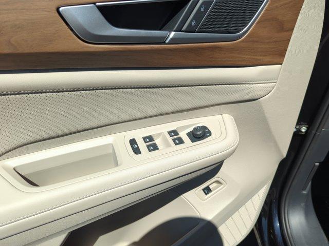 new 2026 Volkswagen Atlas car, priced at $43,113