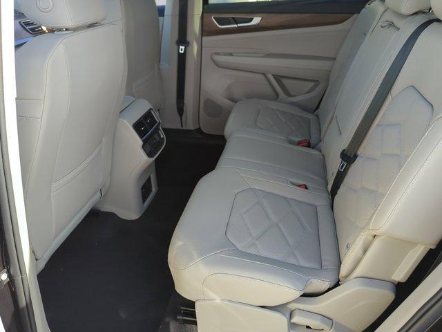 new 2026 Volkswagen Atlas car, priced at $35,667