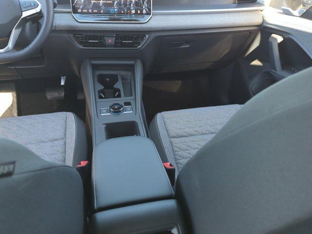 new 2025 Volkswagen Tiguan car, priced at $25,999