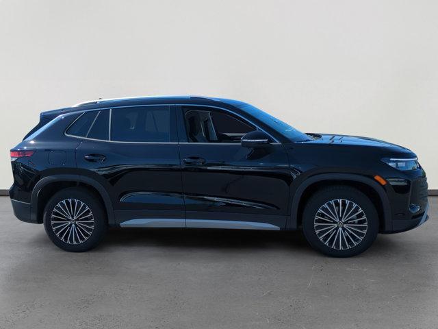 new 2025 Volkswagen Tiguan car, priced at $25,999