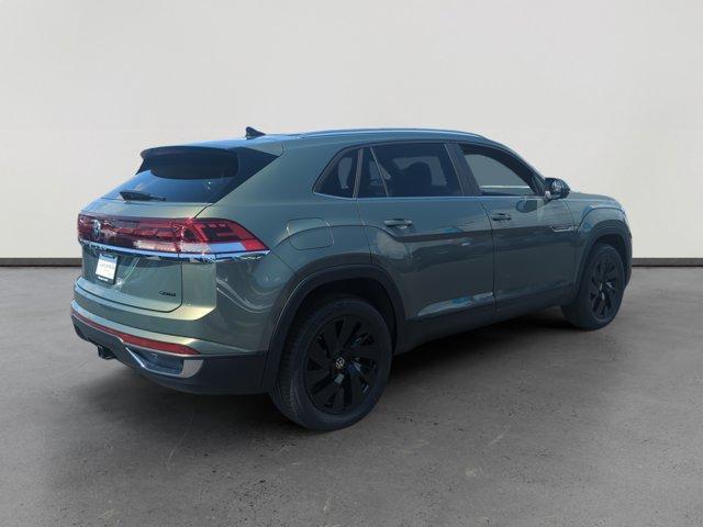 new 2026 Volkswagen Atlas Cross Sport car, priced at $42,506