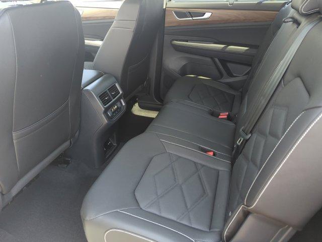 new 2026 Volkswagen Atlas car, priced at $43,013