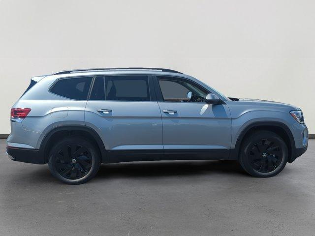 new 2026 Volkswagen Atlas car, priced at $43,013