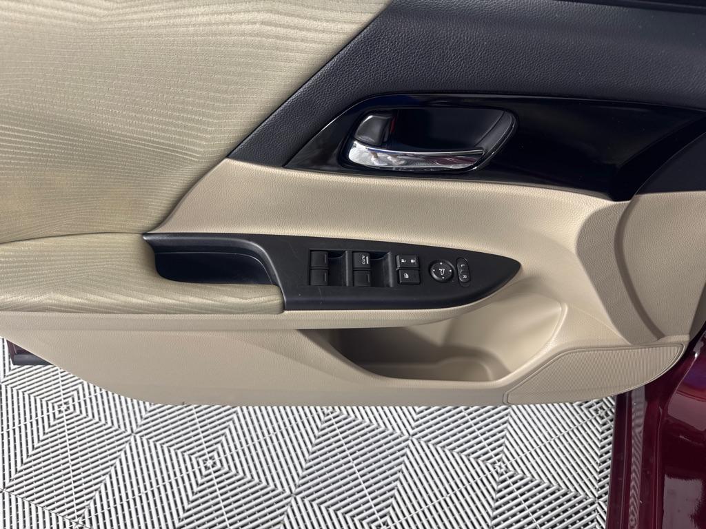 2017 Maroon Honda Accord