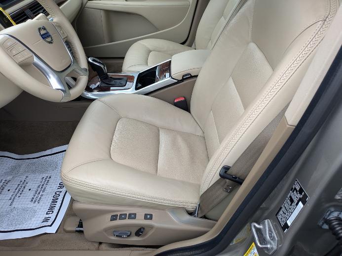used 2015 Volvo XC70 car, priced at $7,990
