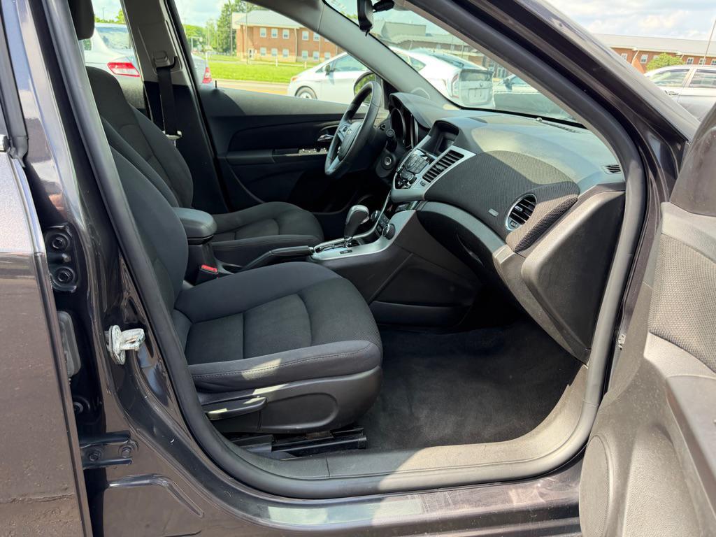 used 2016 Chevrolet Cruze Limited car, priced at $6,490