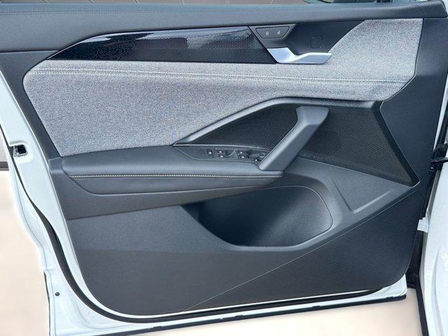 new 2026 Volkswagen Tiguan car, priced at $32,431