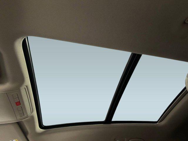 used 2019 Volkswagen Atlas car, priced at $17,188