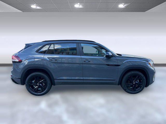 new 2026 Volkswagen Atlas Cross Sport car, priced at $51,701