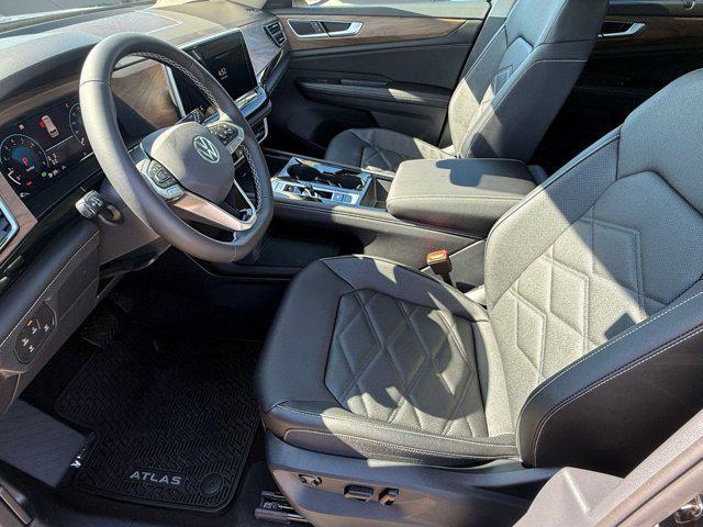 new 2026 Volkswagen Atlas car, priced at $46,291