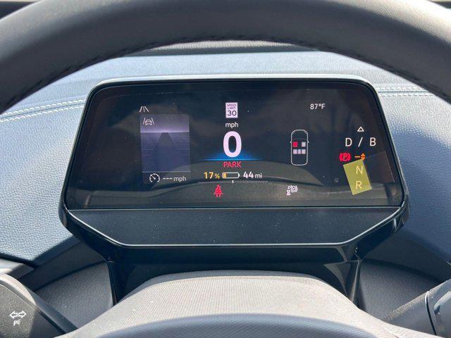 new 2025 Volkswagen ID.4 car, priced at $50,349