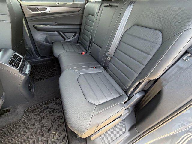 new 2026 Volkswagen Atlas Cross Sport car, priced at $51,941