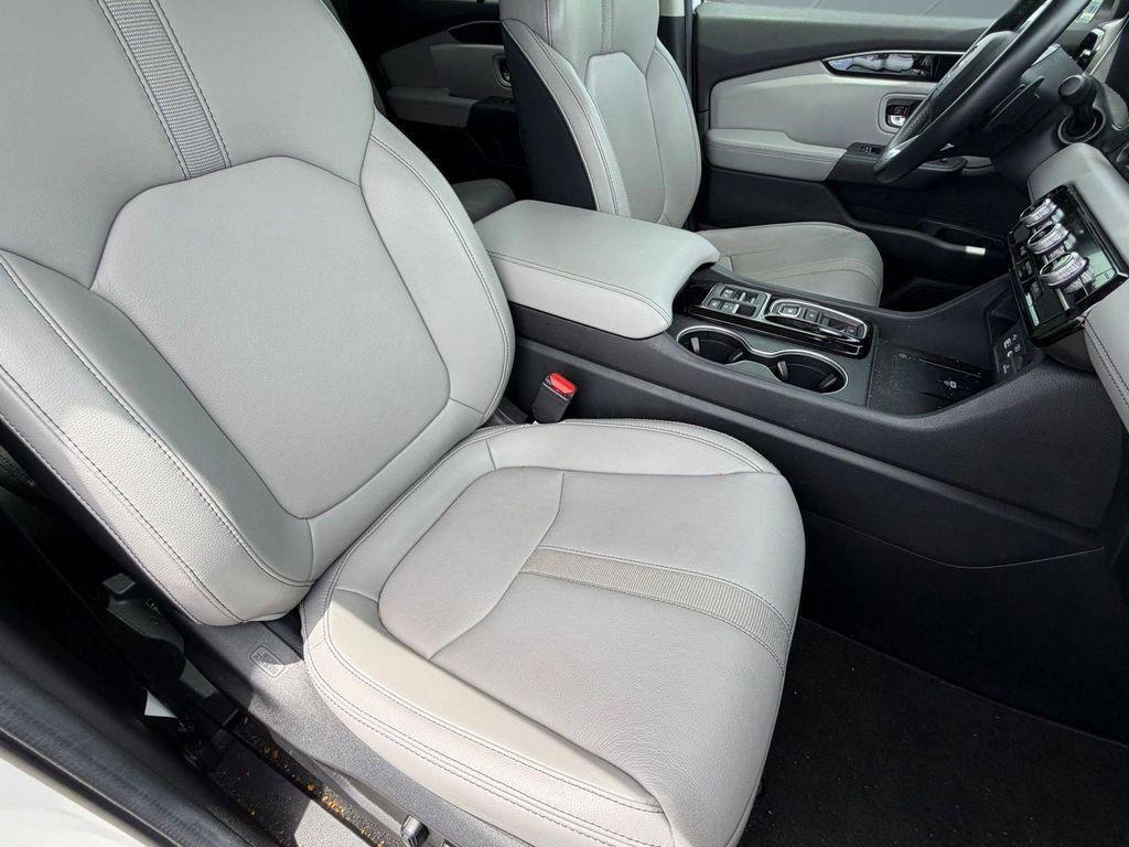 used 2024 Honda Pilot car, priced at $42,224
