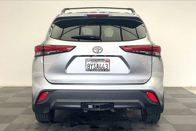 used 2021 Toyota Highlander car, priced at $30,391