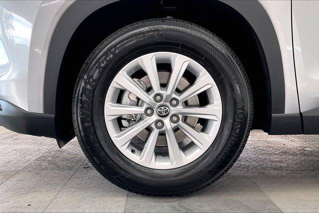 used 2025 Toyota Grand Highlander car, priced at $43,551