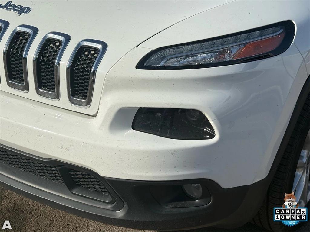used 2015 Jeep Cherokee car, priced at $10,684