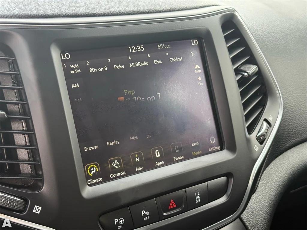 used 2023 Jeep Cherokee car, priced at $19,658