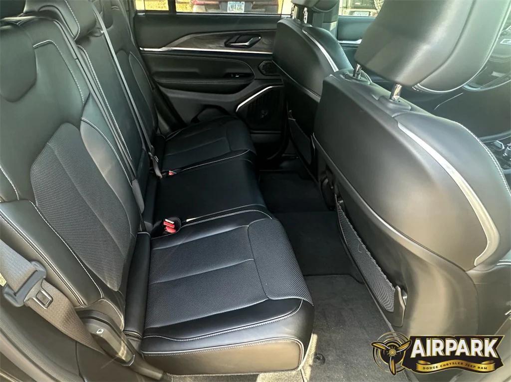 new 2025 Jeep Grand Cherokee car, priced at $65,235