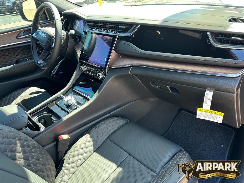 new 2025 Jeep Grand Cherokee car, priced at $71,045