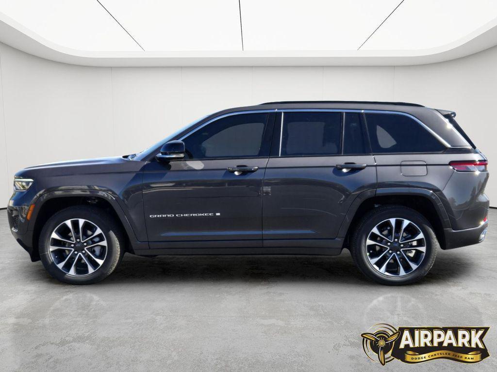 new 2025 Jeep Grand Cherokee car, priced at $65,235