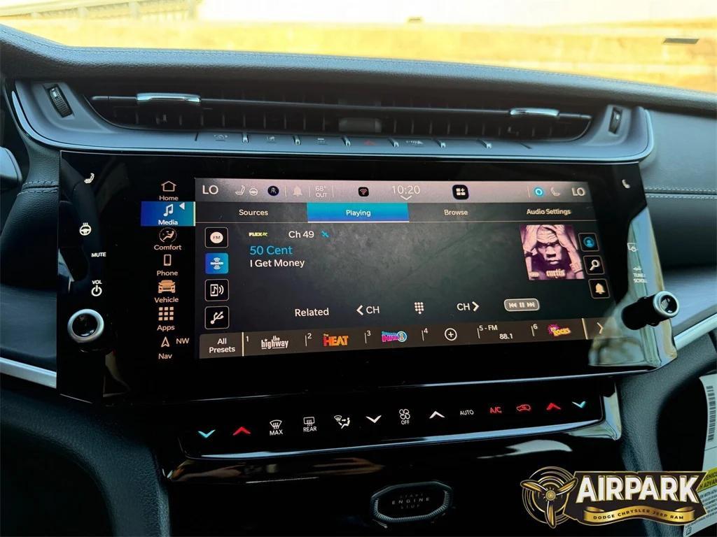 new 2026 Jeep Grand Cherokee car, priced at $47,430