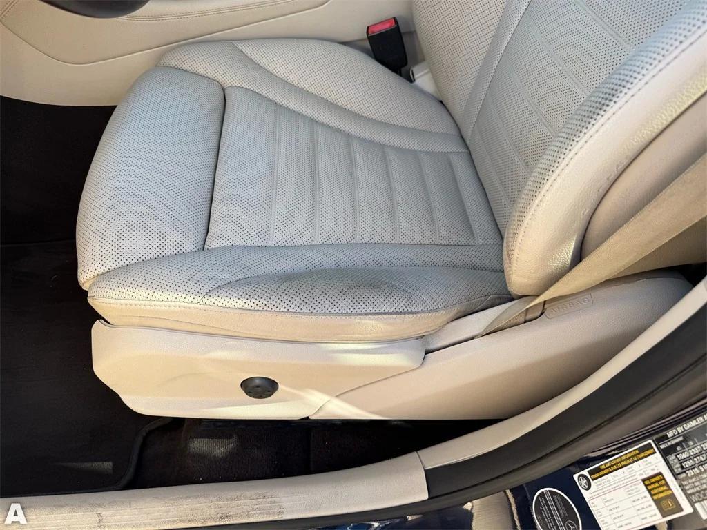 used 2016 Mercedes-Benz GLC 300 car, priced at $12,912