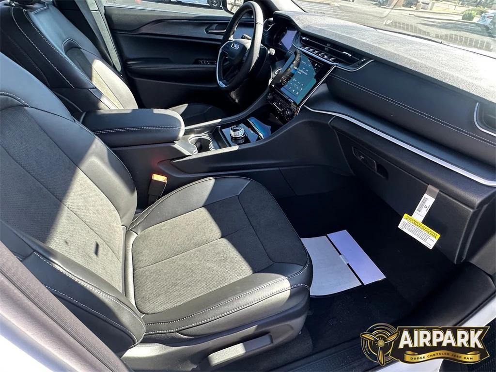 new 2025 Jeep Grand Cherokee L car, priced at $51,525