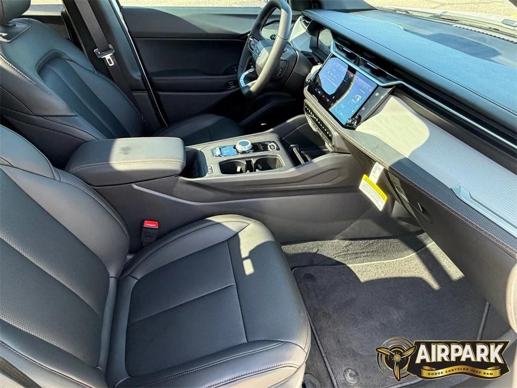 new 2026 Jeep Cherokee car, priced at $45,580