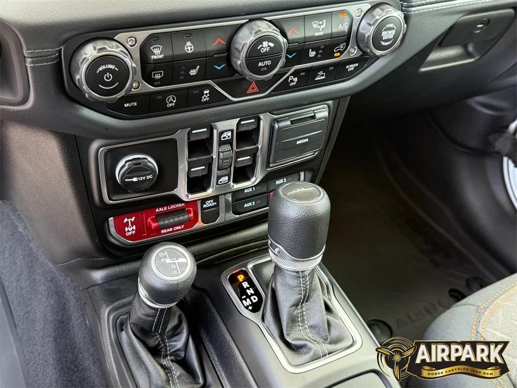 new 2025 Jeep Gladiator car, priced at $64,335