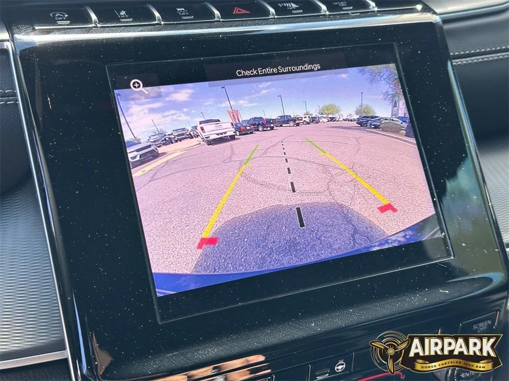 new 2025 Jeep Grand Cherokee car, priced at $45,165