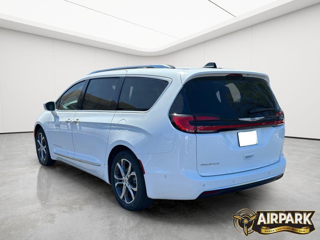 new 2024 Chrysler Pacifica car, priced at $55,585