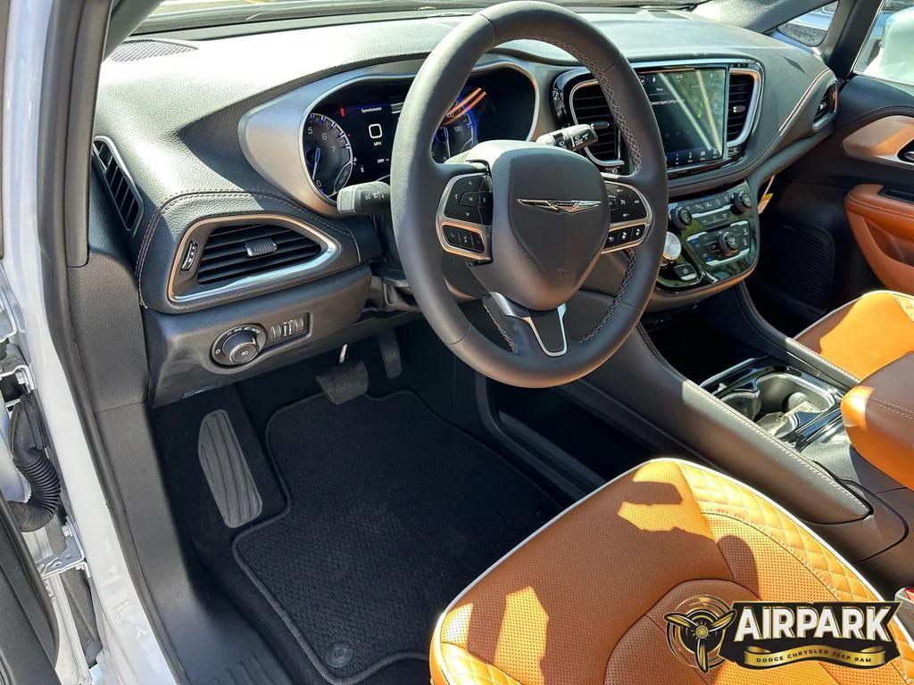 new 2024 Chrysler Pacifica car, priced at $55,585