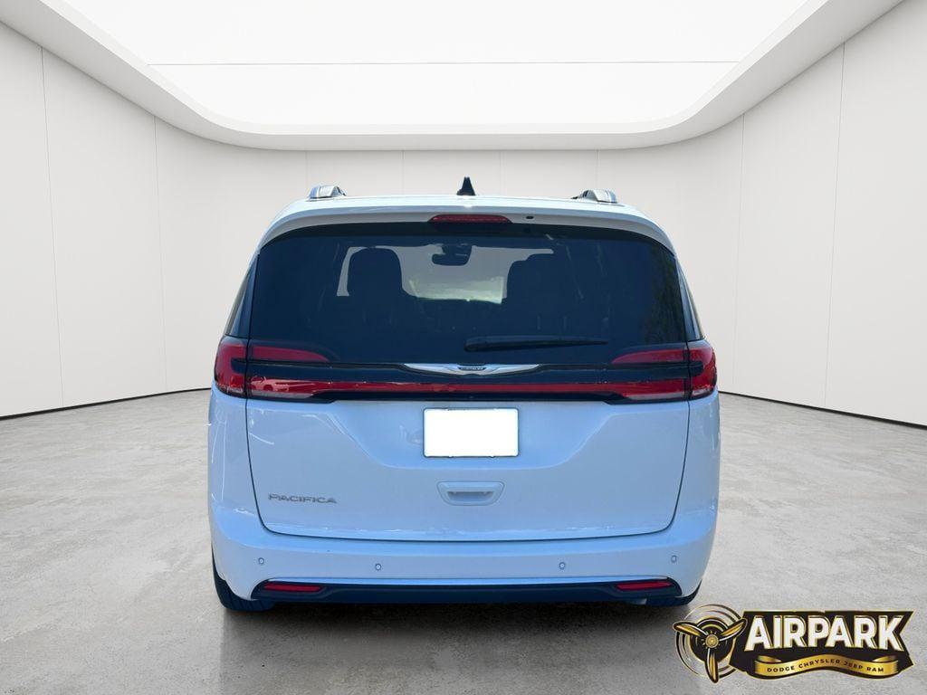 new 2024 Chrysler Pacifica car, priced at $55,585