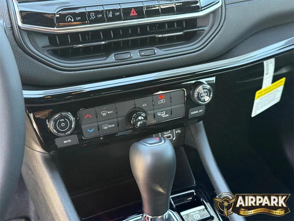 new 2026 Jeep Compass car, priced at $32,985