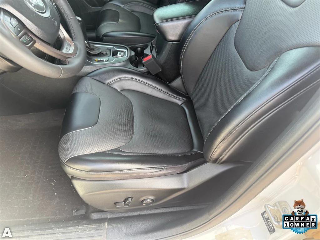 used 2022 Jeep Cherokee car, priced at $17,997