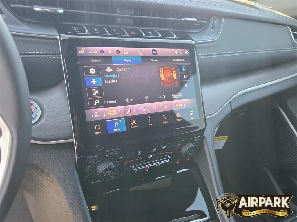 new 2025 Jeep Grand Cherokee car, priced at $58,430